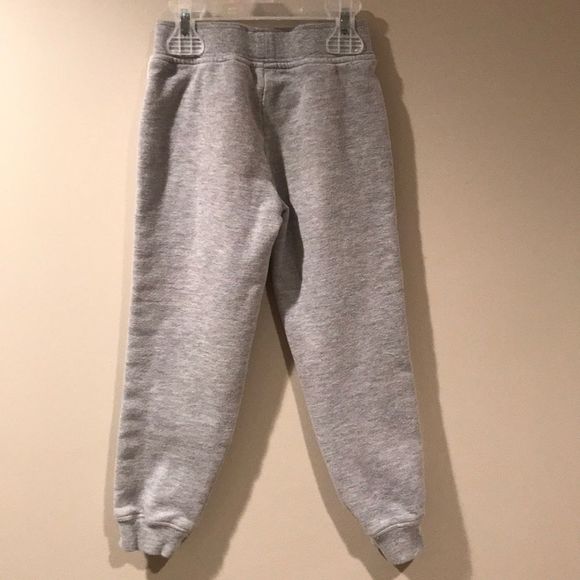 🌺 Gray and Cream Crochet Joggers - Picture 2 of 4